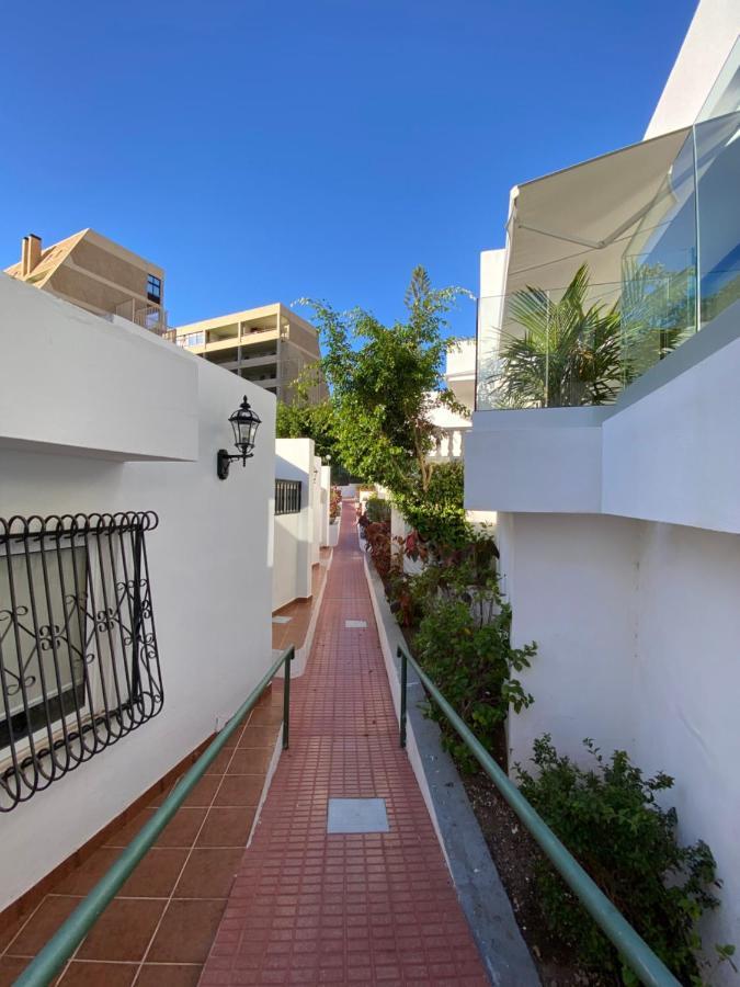 Fantastic Bungalow Playa De Las Americas Arona  Bagian luar foto